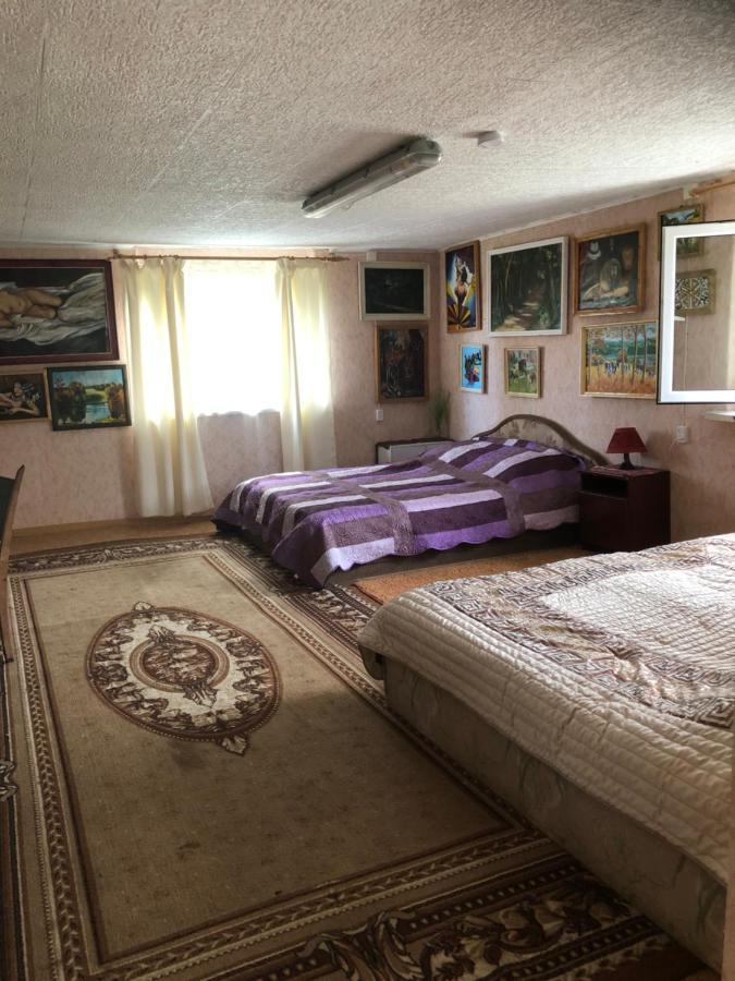 Hotel Piekalne à Kalniesi Extérieur photo