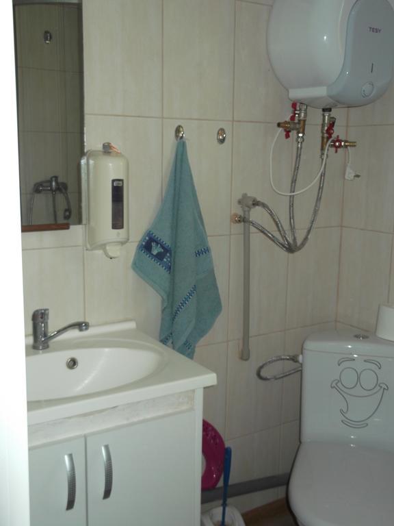 Hotel Piekalne à Kalniesi Extérieur photo